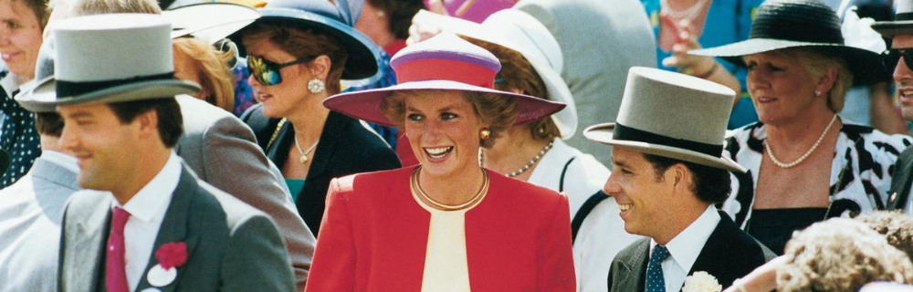 Ikonische Outfits von Prinzessin Diana: Ein zeitloses Modestatement