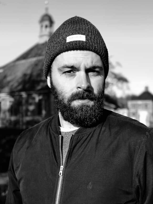 VFX Supervisor Nicolas Leu arbeitet an hochwertigen visuellen Effekten für Film und Werbung.